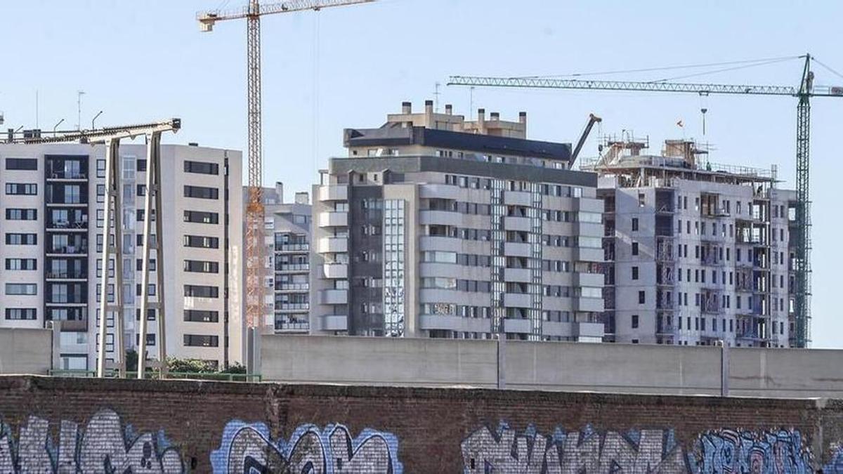 Bloques de viviendas en construcción.