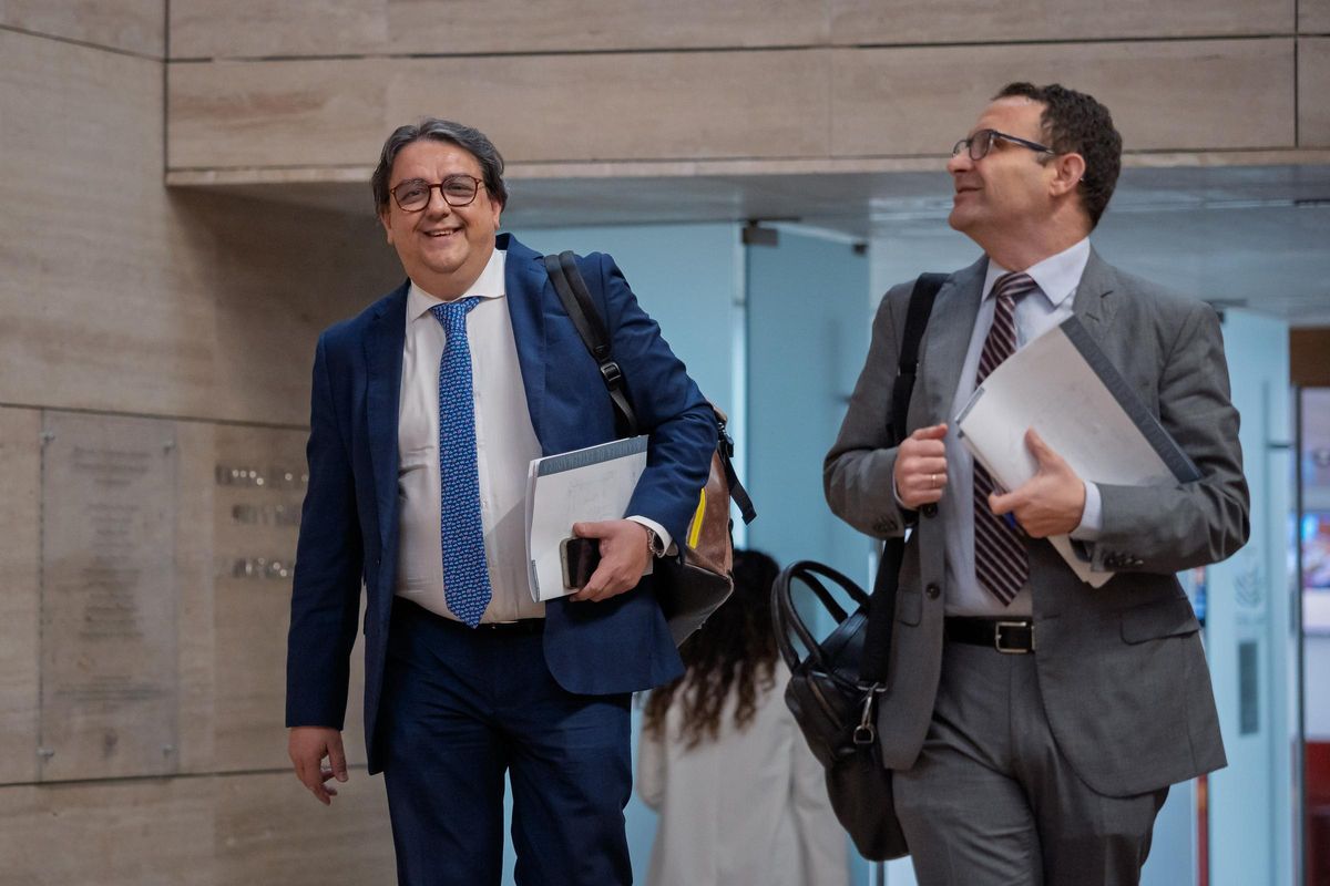Los diputados socialistas José María Vergeles y Jorge Amado.