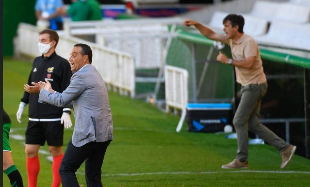 La última vez que Oltra se midió al Elche era entrenador del Racing, la temporada que terminó con ascenso franjiverde a Primera