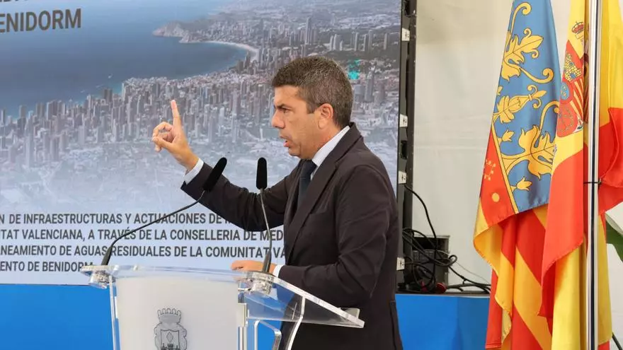 Mazón acude a Benidorm a la charla sobre las mejoras en la estación de bombeo y la depuradora