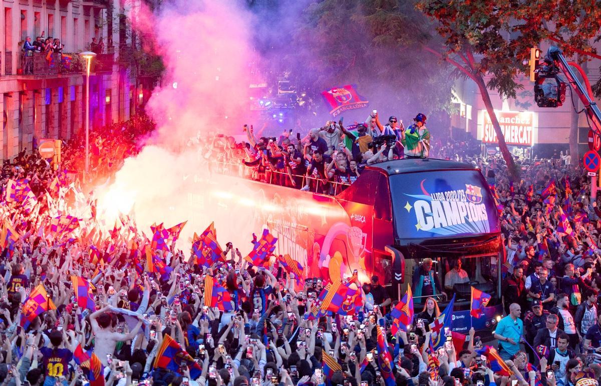 La Rúa del Barça, en imágenes: Lo que no se ha visto por TV La Rúa del Barça, en imágenes: Lo que no se ha visto por TV