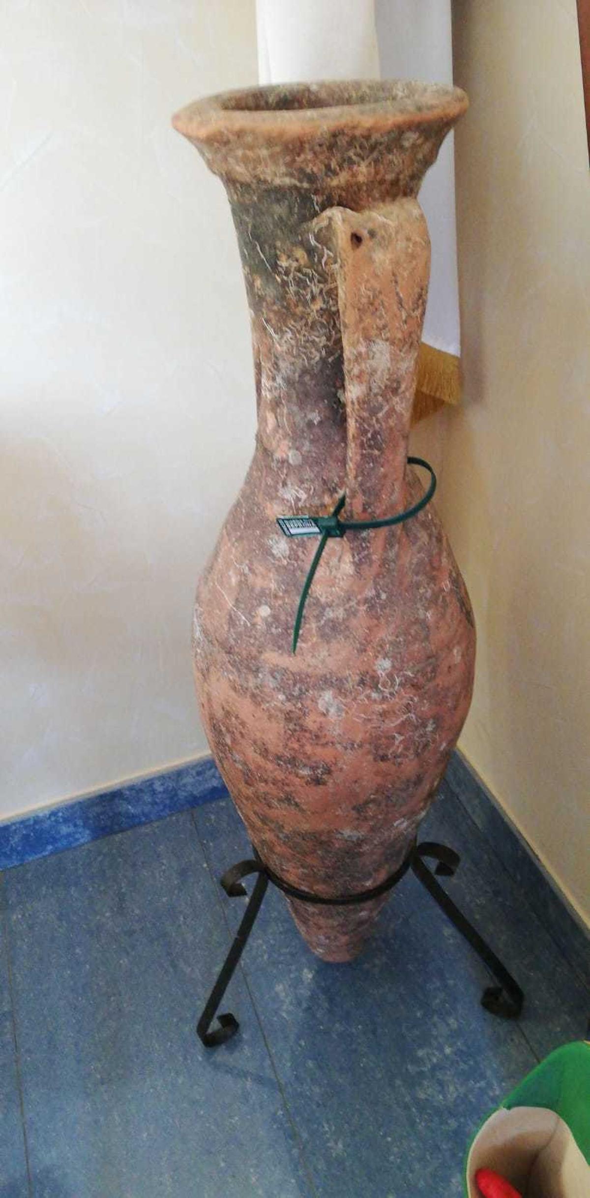 Arqueólogos de la UA piden ayuda a la Guardia Civil para hallar un pecio romano en Santa Pola