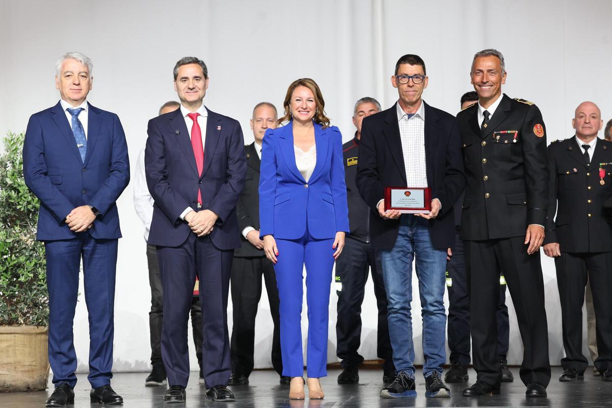 El Cuerpo de Bomberos de Castelló celebra a su patrón. Estos son todos los homenajeados en el acto