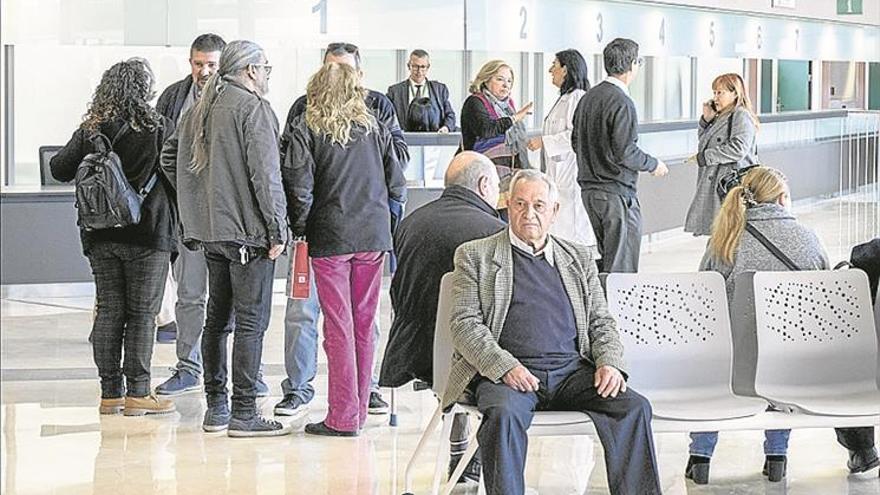 A contrarreloj en el nuevo hospital de Cáceres para abrir los quirófanos y las urgencias en abril