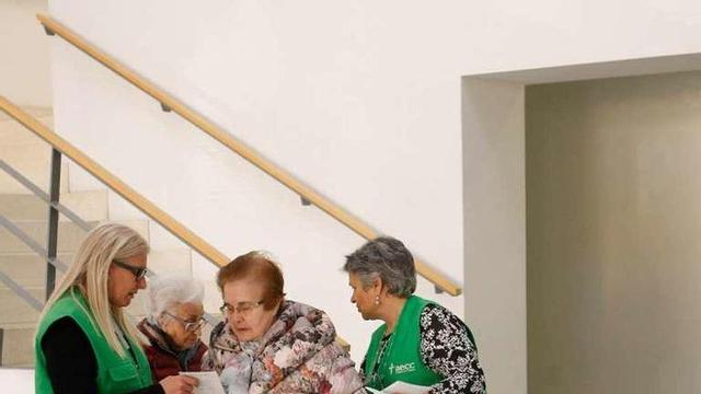 La AECC informa sobre el test de heces.