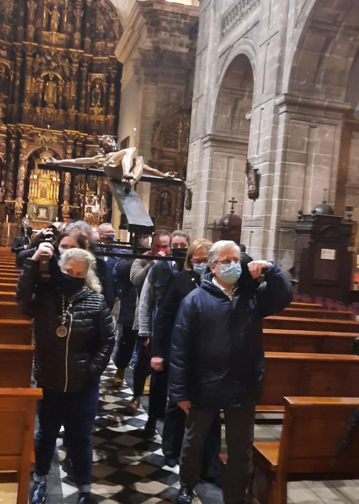Oviedo sale al paso de la Semana Santa con ganas tras dos años sin ...
