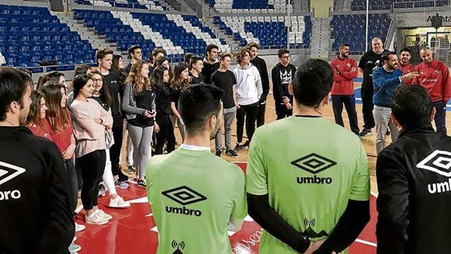 Els alumnes es converteixen en periodistes esportius