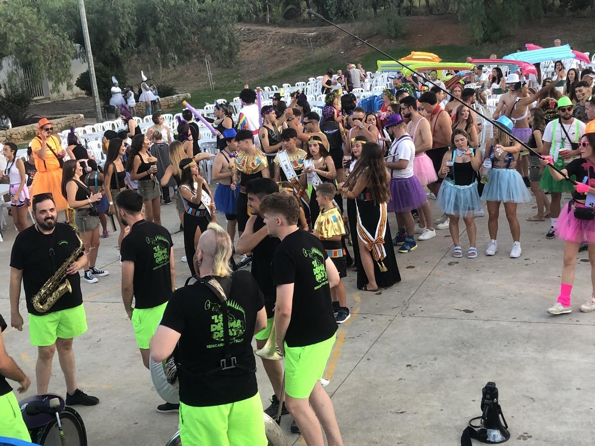 Las charangas y el buen ambiente protagonizan toda la semana de celebraciones.