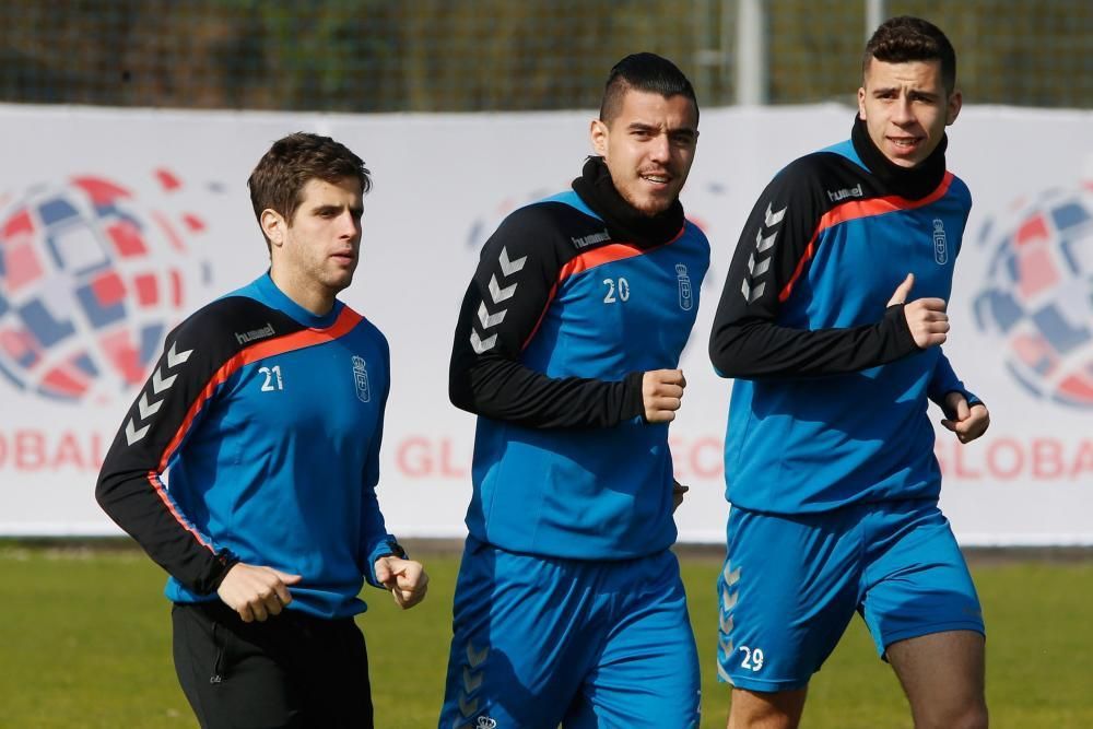 Entrenamiento del Real Oviedo en el Requexón