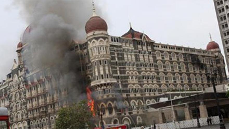 El ejército indio acaba con los últimos terroristas atrincherados en Bombay