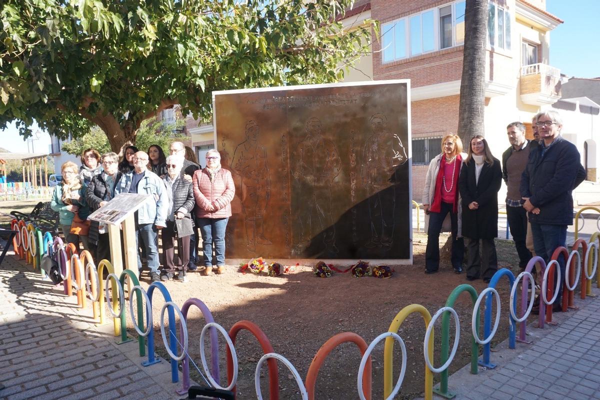 Monumento a los exiliados.