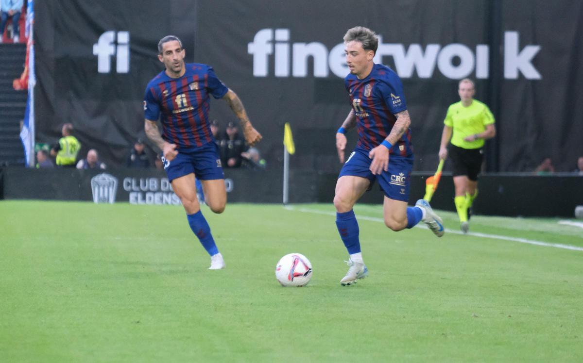 Las mejores imágenes del CD Eldense - Rela Zaragoza (2-3)