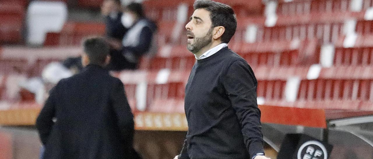 David Gallego, durante el partido en El Molinón ante el Lugo