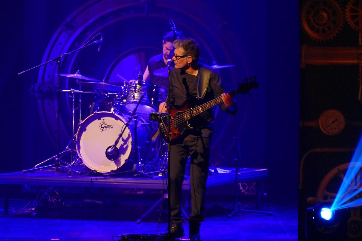 EN IMATGES | SAU triomfa al Teatre El Jardí amb els aires empordanesos de Fredrik Strand