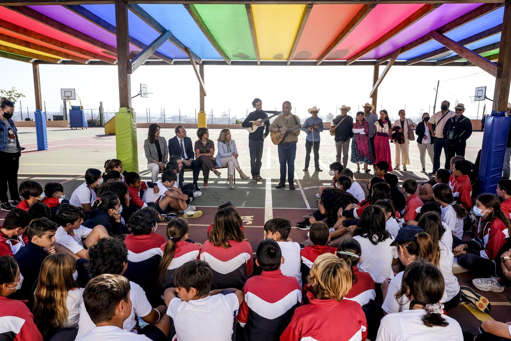 Alumnos de talleres de la Escuela Verseadora