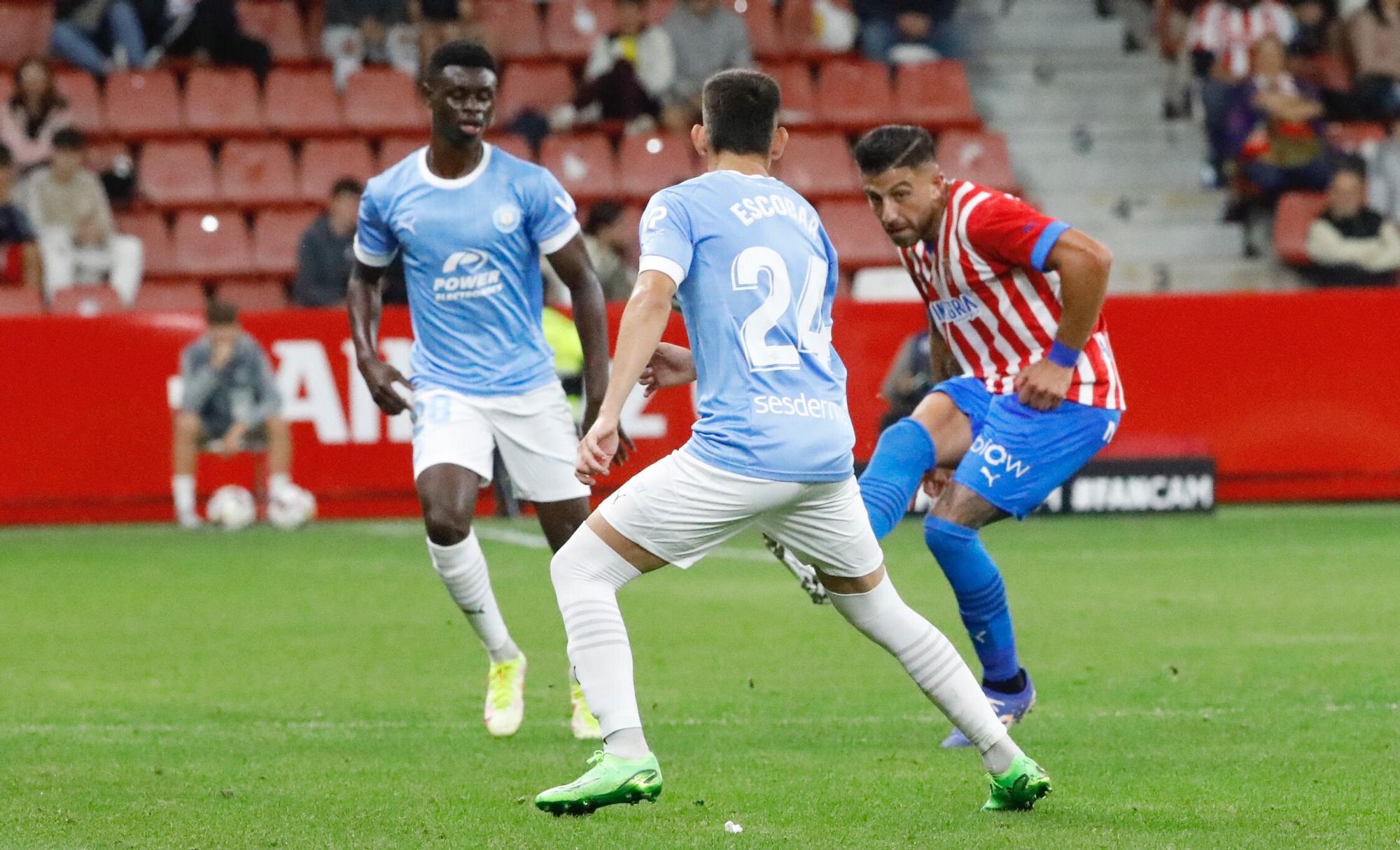 En imágenes: El Sporting consigue los tres puntos ante el Ibiza en un partido muy disputado