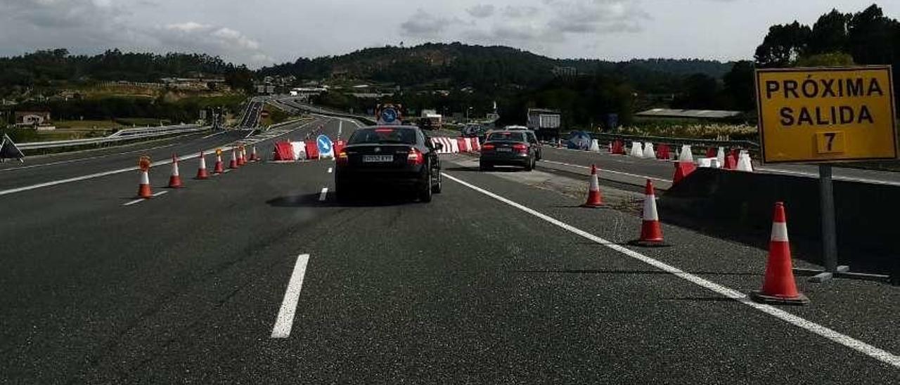 Uno de los desvíos habilitados en la autovía. // Muñiz