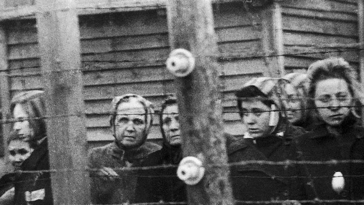 Mujeres en un campo de concentración