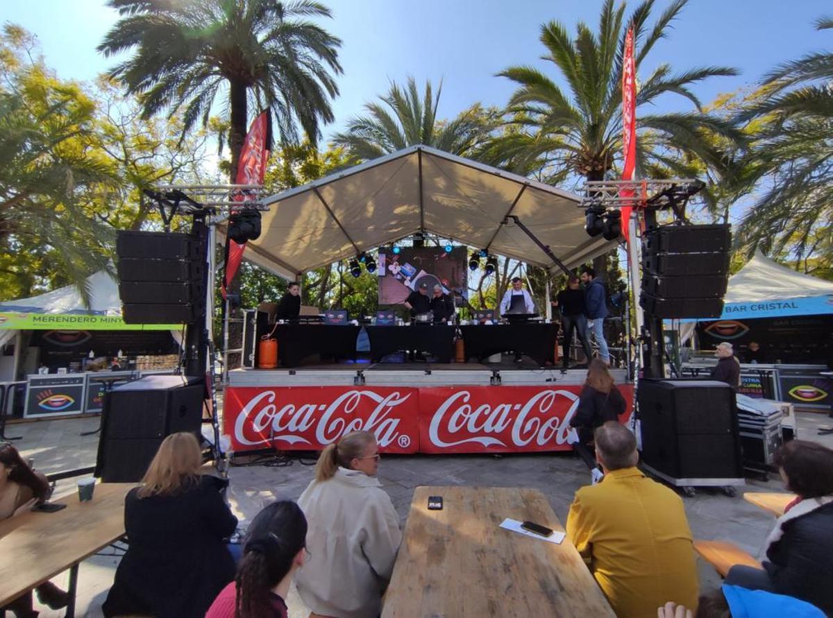 Auch beim Showcooking kann am Tag der Balearen zugeschaut werden.