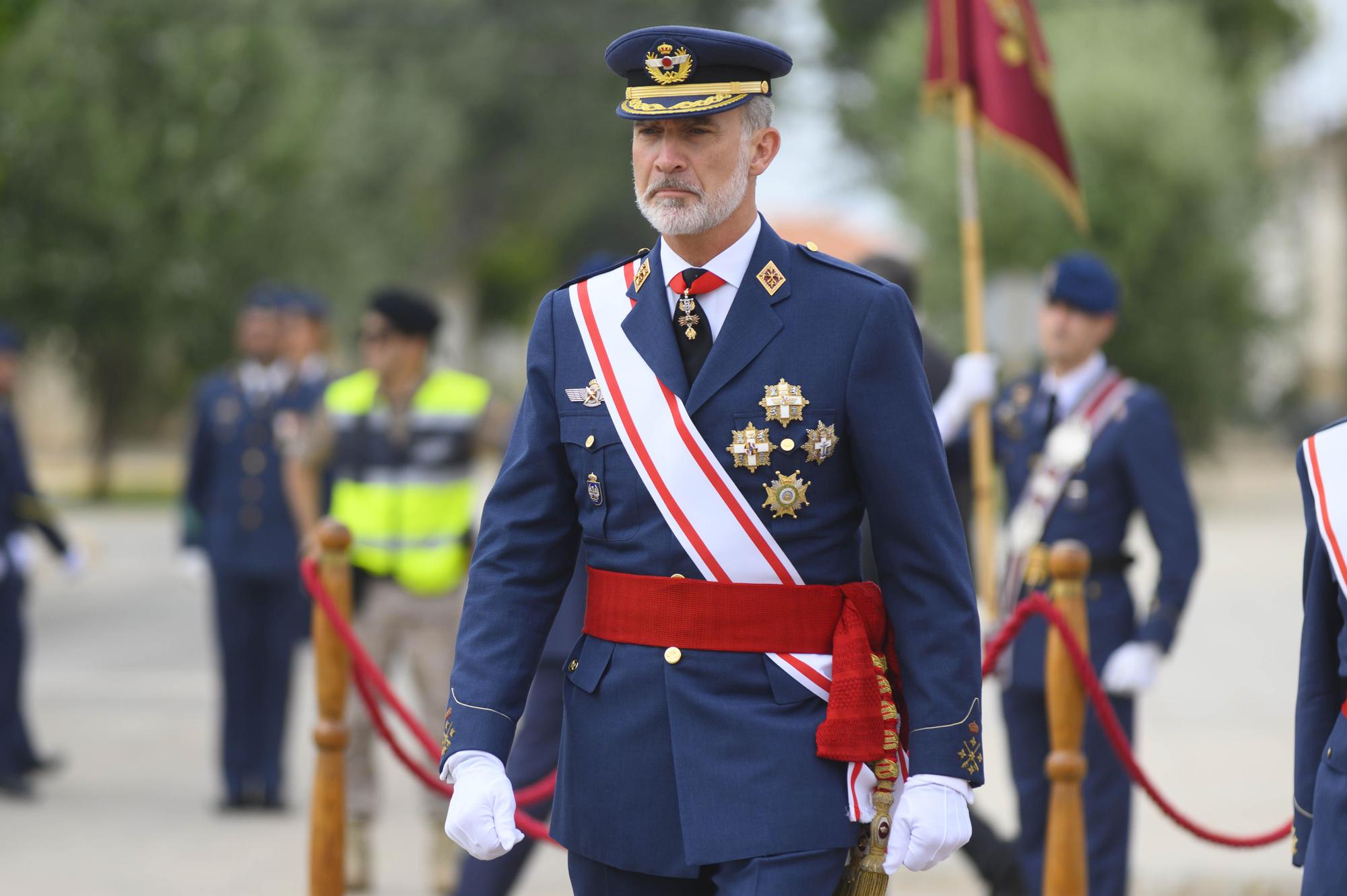 Las imágenes de la visita del rey Felipe VI en la Academia General del Aire de San Javier