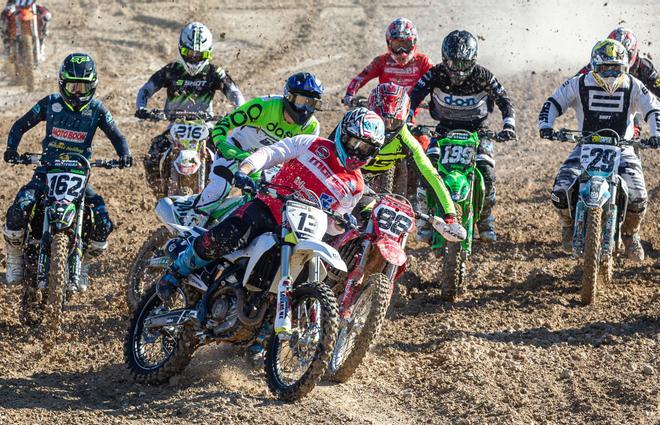 Espectáculo en el XXII Internacional Motocross Villa de Crevillente
