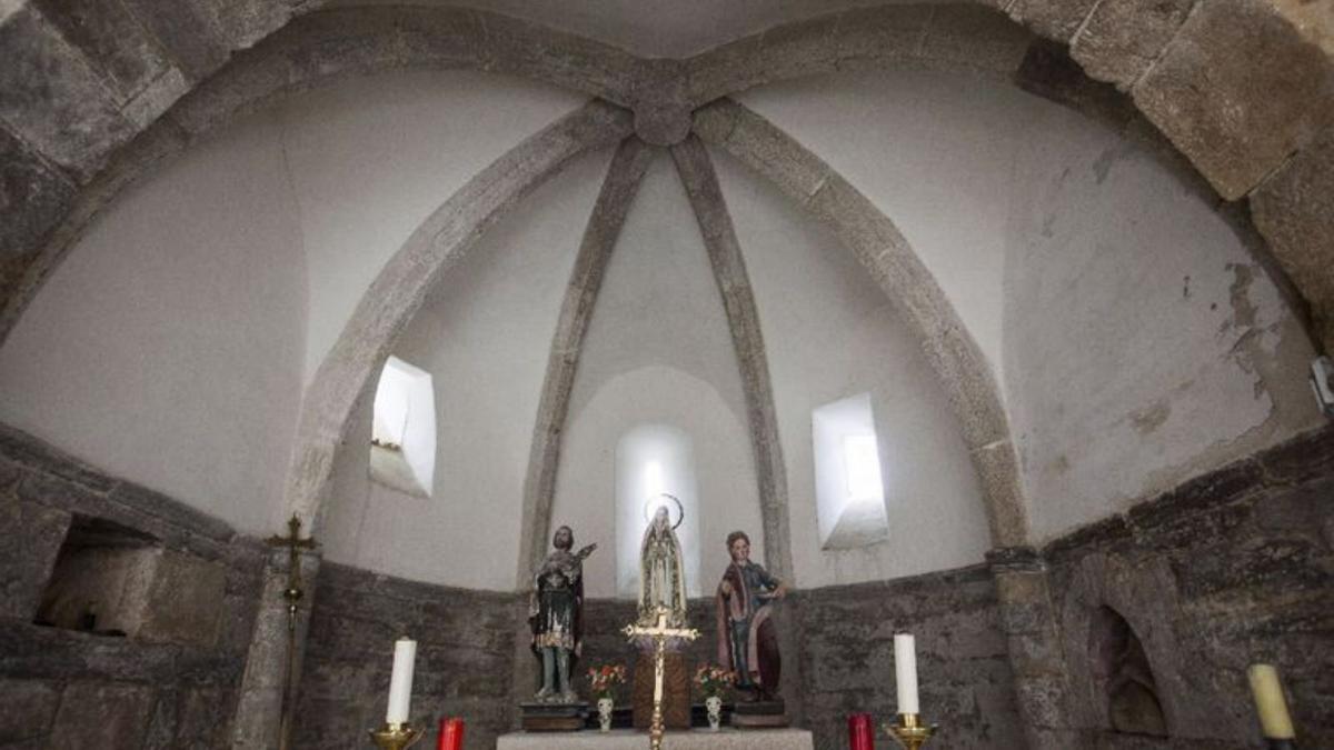 Altar e bóveda de San Facundo