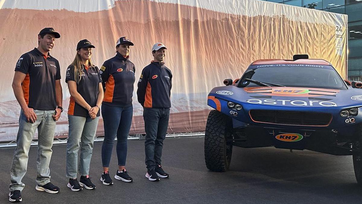 Laia Sanz y Patricia Pita, pilotos del Astara Team para el Dakar 2024