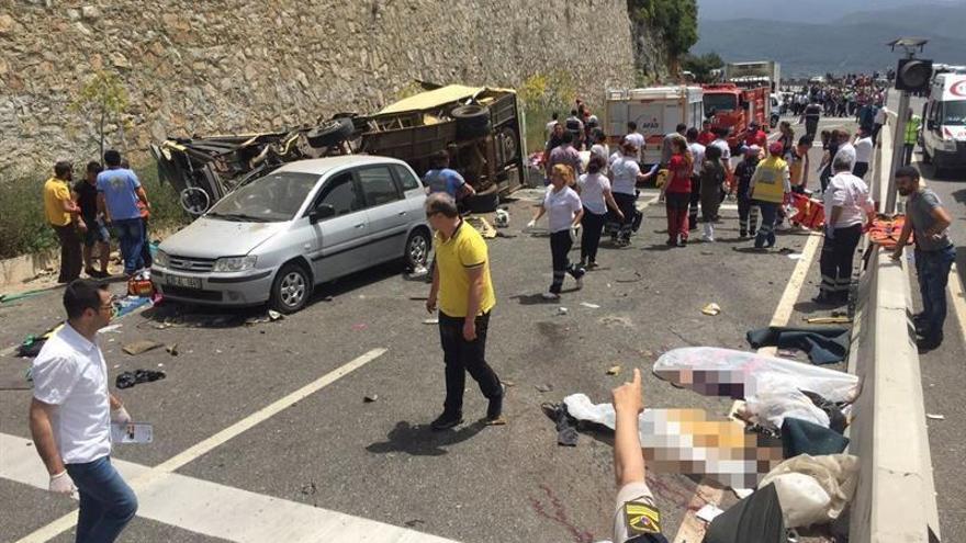 Al menos 20 muertos en un accidente de autobús en Turquía