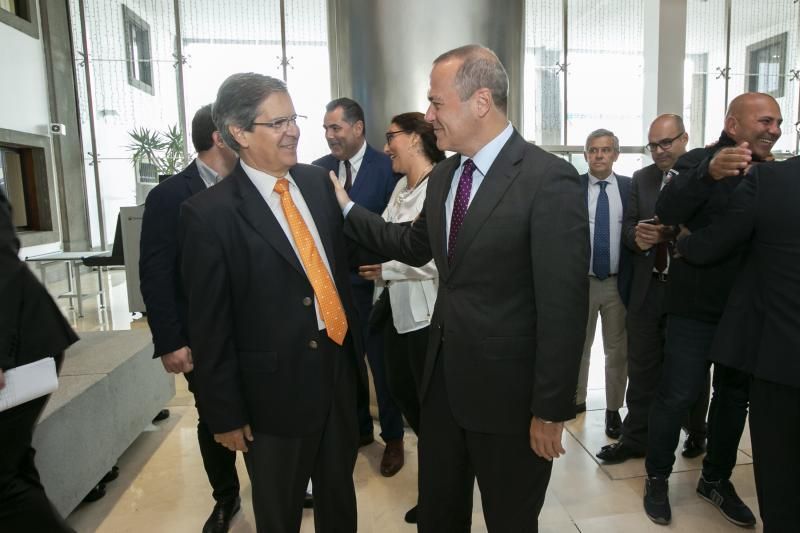 24.05.18. Las Palmas de Gran Canaria. Presentación del nuevo presidente de la Autoridad Portuaria de Las Palmas, Juan José Cardona. Foto Quique Curbelo  | 24/05/2018 | Fotógrafo: Quique Curbelo