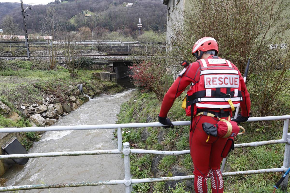 Así está siendo la búsqueda de la vecina de San Martín que cayó al río el viernes por la tarde