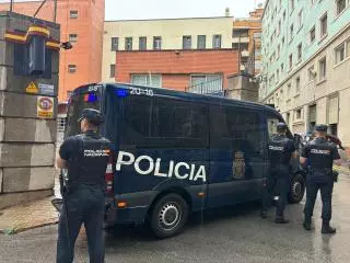 Detenido un ladrón tras robar con violencia un reloj de lujo a un turista en Barcelona