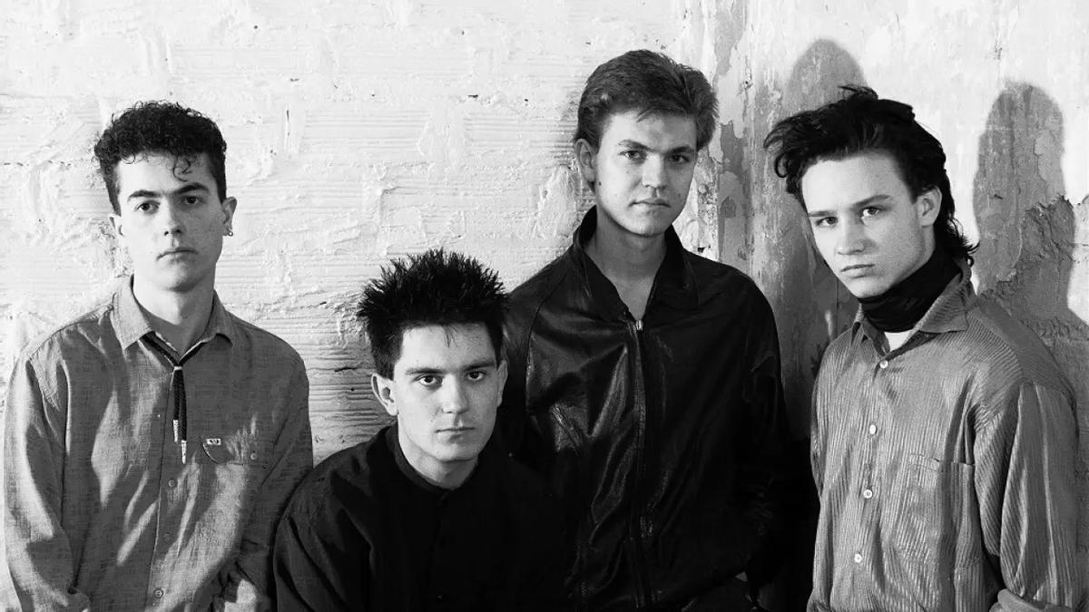 Héroes del Silencio en 1986