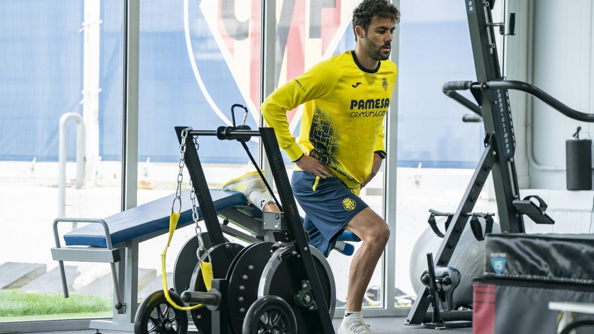 El valenciano no pudo jugar la final, pero vivió el encuentro y celebró el título como si lo hubiera hecho.