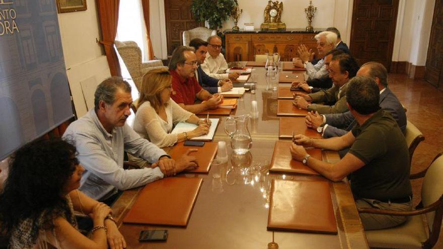 Reunión de Zamora 10 con Martín Pozo y Guarido.