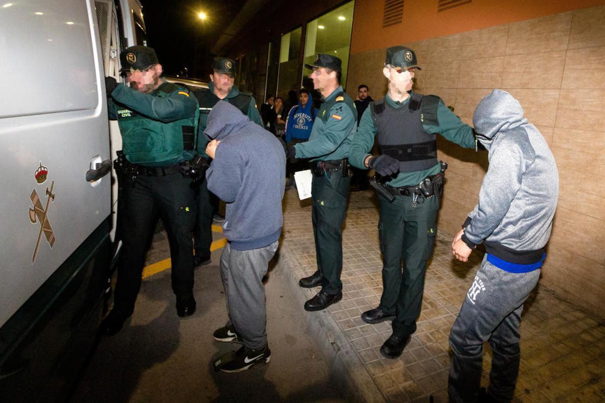 Manada en Callosa d''en Sarrià: Cuatro detenidos por drogar y violar a una joven en Nochevieja