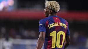 Lamine Yamal, en el partido ante el Como en el Estadi Johan Cruyff correspondiente al trofeo Joan Gamper.