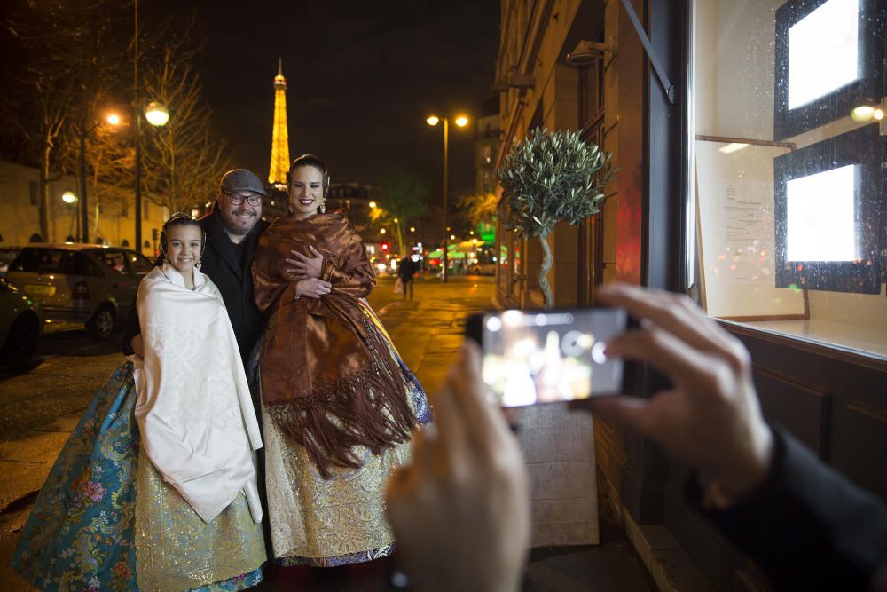 La galería más completa de un viaje histórico en la fiesta, con las falleras mayores en la ciudad más especial del mundo