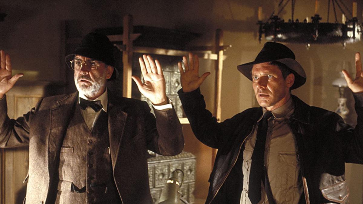 Sean Connery y Harrison Ford en la película Indiana Jones y la última cruzada, 1989