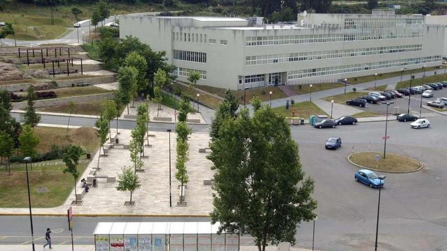 Edificio de las facultades de Sociología y Ciencias de la Comunicación.