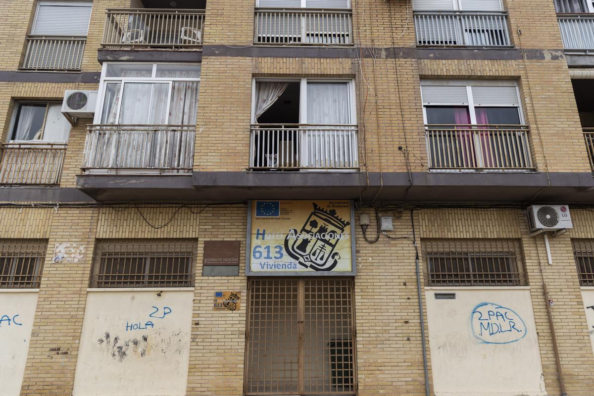Burjassot. El parque publico de vivienda de Burjassot se encuentra en muy mal estado