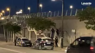 Buscan a dos hombres que degollaron a un conocido cerca del Oceanogràfic