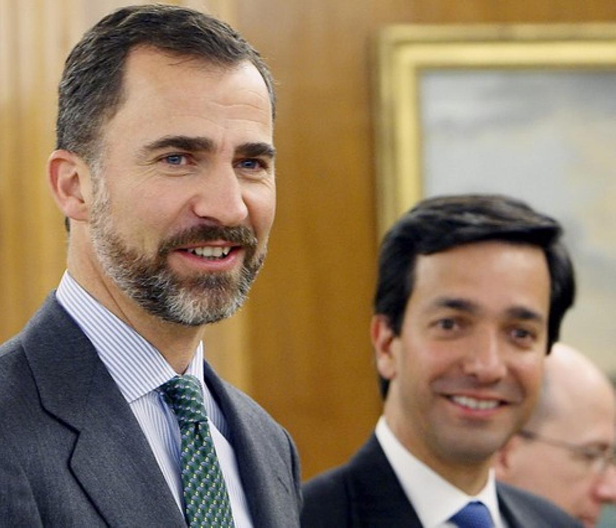 El príncep Felip rep en audiència el governador de Puerto Rico, Luis G. Fortuño, el 19 de gener, al palau de la Zarzuela.