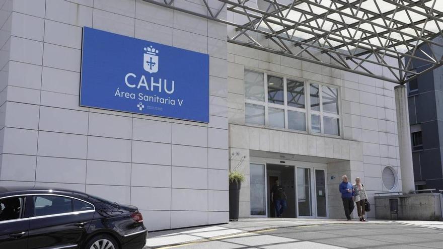 Revuelo entre los interinos del Hospital de Cabueñes de Gijón: "malestar y preocupación" por los recientes ceses y contrataciones de enfermeros