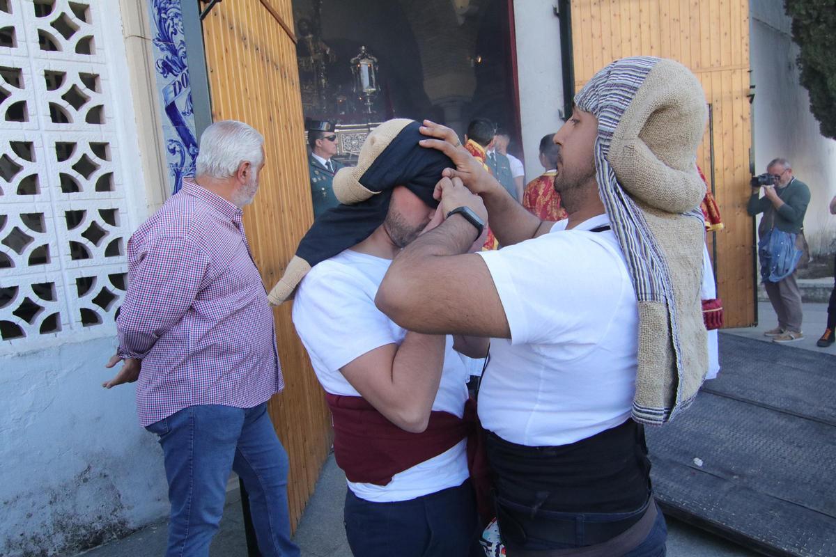 La Hermandad de la Vera Cruz en la tarde del Lunes Santo La Hermandad de la Vera Cruz en la tarde del Lunes Santo