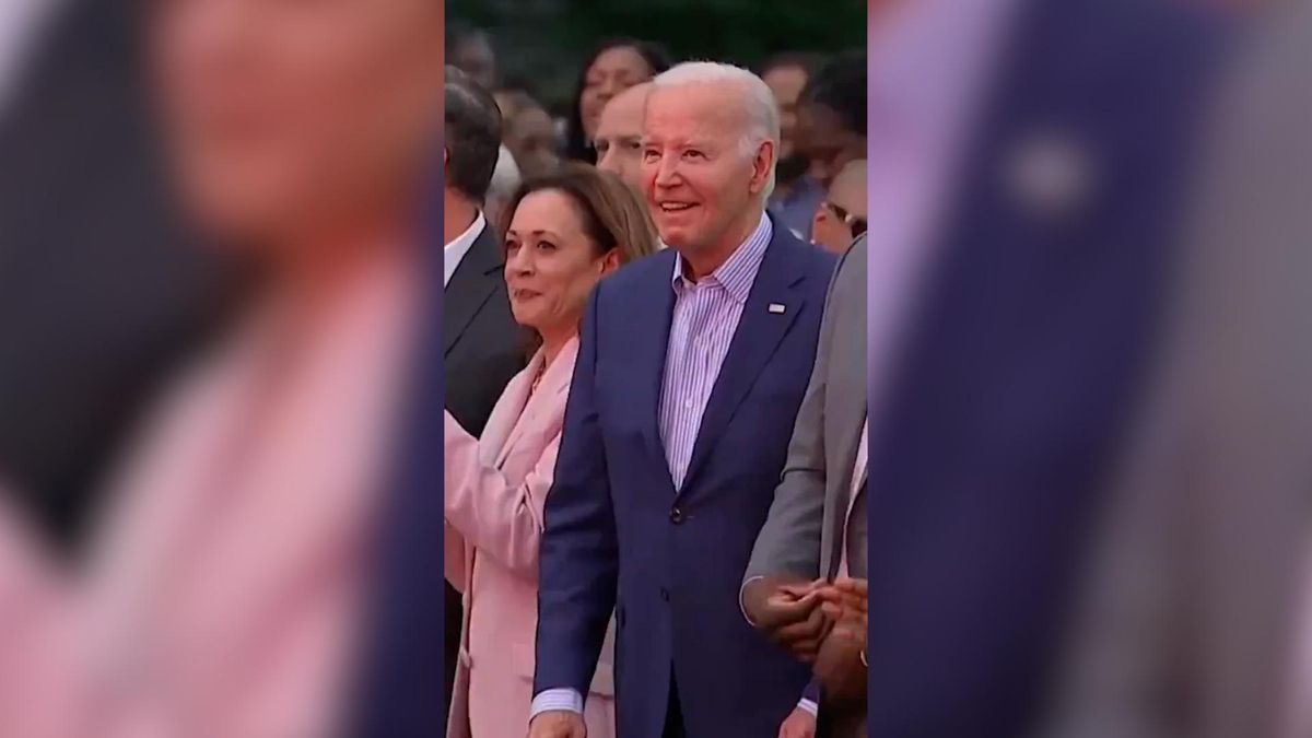 Preocupación por Biden tras permanecer inmóvil mientras todo el mundo bailaba en La Casa Blanca