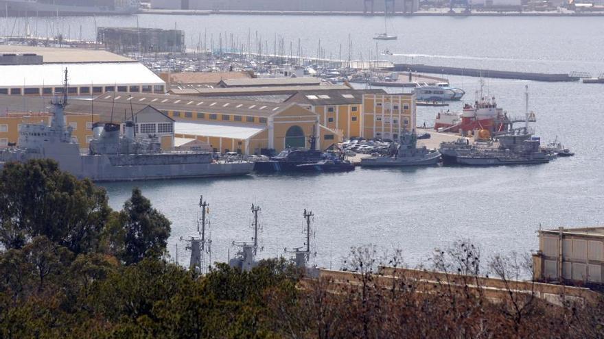 Dársena militar del Arsenal de Cartagena.