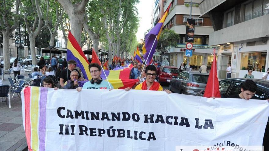 Manifestación Tricolor por la República en Murcia
