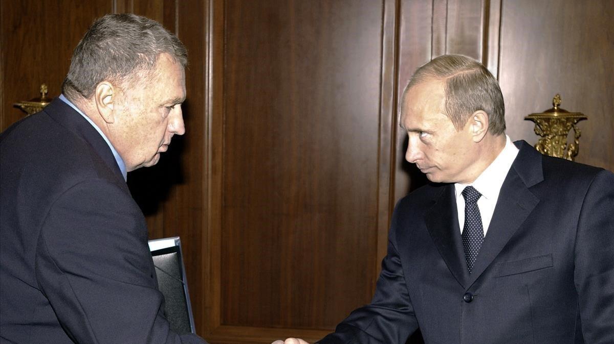 zentauroepp2307188 russian president vladimir putin r shakes hand with vladim191014163257 zentauroepp2307188 russian president vladimir putin r shakes hand with vladim191014163257