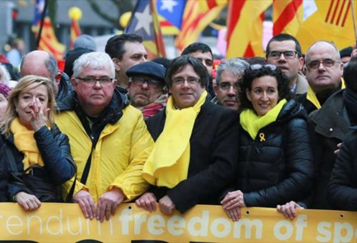 Tsunami Democràtic es va forjar en un grup de missatgeria ràpida anomenat Harley Davidson