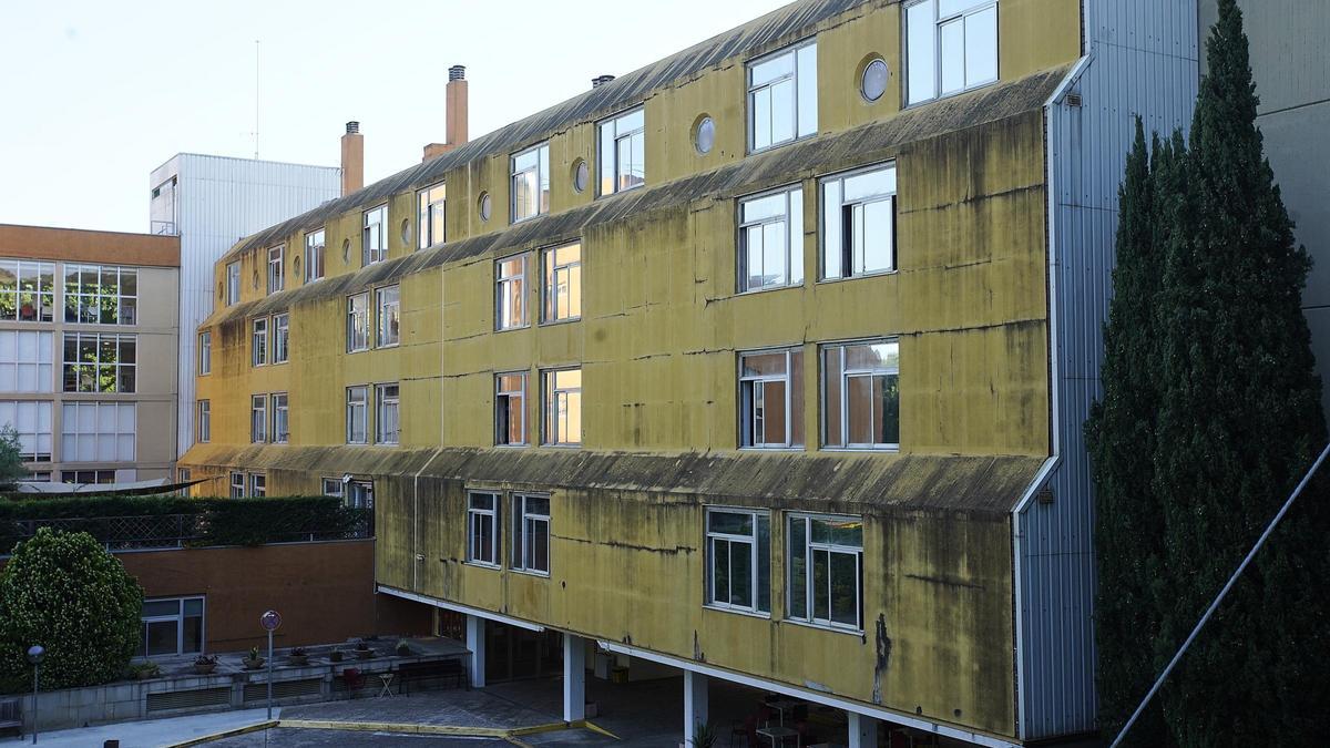 L'exterior de la residència Creu de Palau.